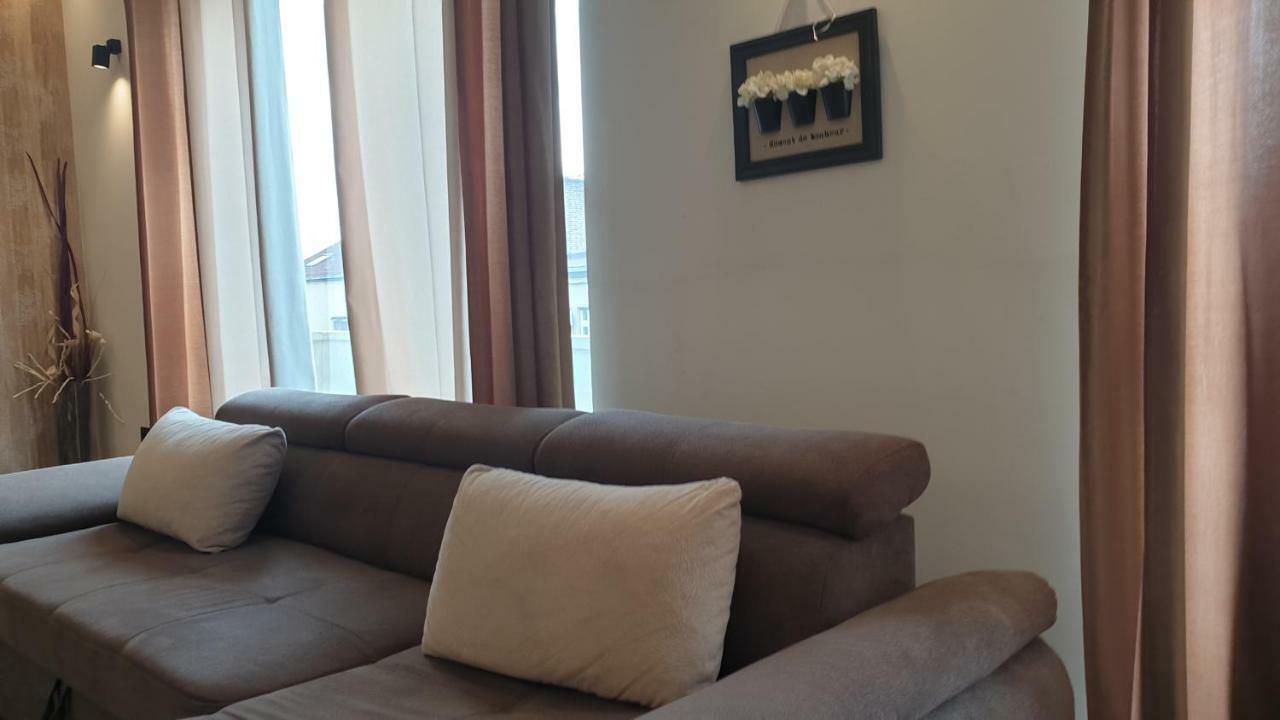 Central Business Apartments Exclusive Belgrado Exterior foto